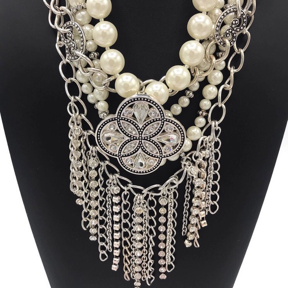 Premier Designs Girl’s Best Friend Necklace - Picture 3 of 10